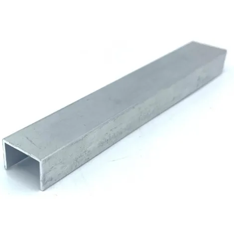 Нижняя направляющая П-образная 1 м паз 7 мм