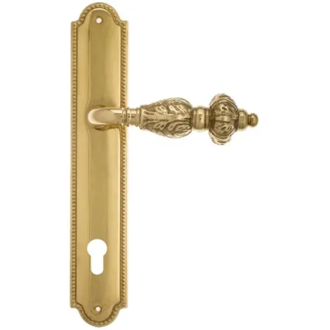 Дверная ручка Venezia \"LUCRECIA\" CYL на планке PL98 полированная латунь