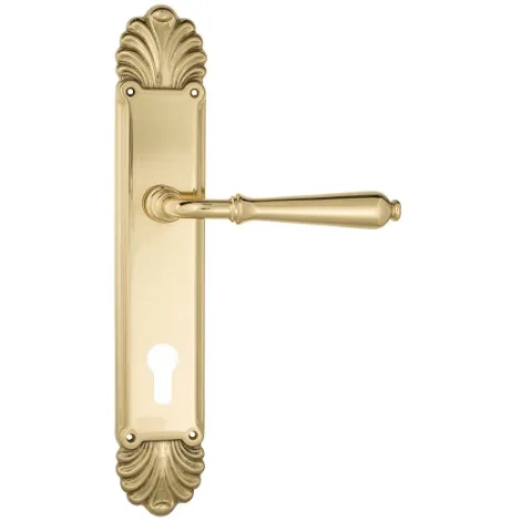Дверная ручка Venezia \"CLASSIC\" CYL на планке PL87 полированная латунь