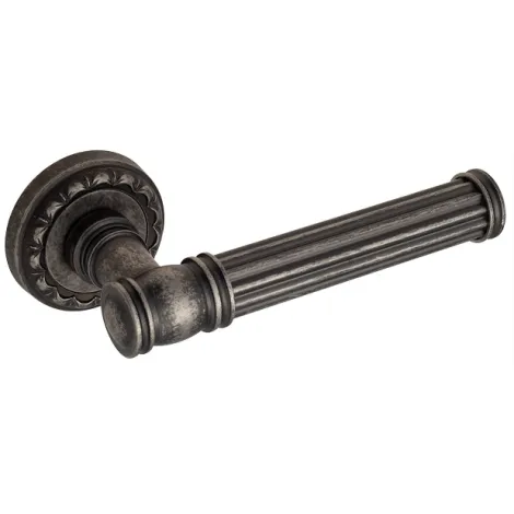 Дверная ручка на круглом основании Venezia \"IMPERO\" D2 античное серебро