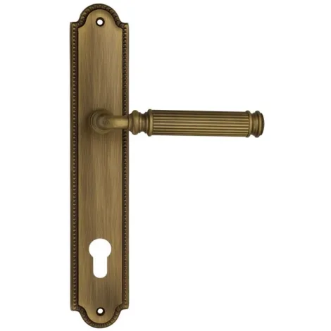 Дверная ручка Venezia \"MOSCA\" CYL на планке PL98 матовая бронза