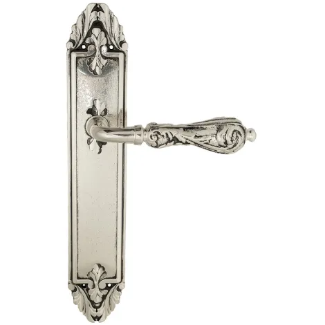 Дверная ручка Venezia \"MONTE CRISTO\" на планке PL90 натуральное серебро + черный