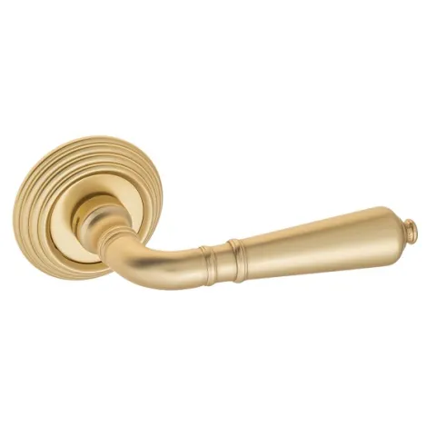 Дверная ручка на круглом основании Venezia \"VIGNOLE\" D8 французское золото