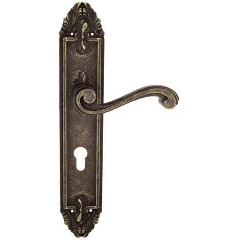 Дверная ручка Venezia \"VIVALDI\" CYL на планке PL90 античная бронза