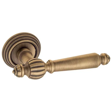 Дверная ручка на круглом основании Fratelli Cattini \"MARANI\" D8-BY матовая бронза