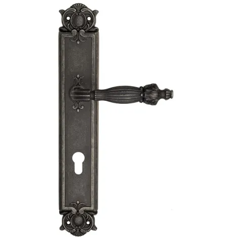 Дверная ручка Venezia \"OLIMPO\" CYL на планке PL97 античное серебро