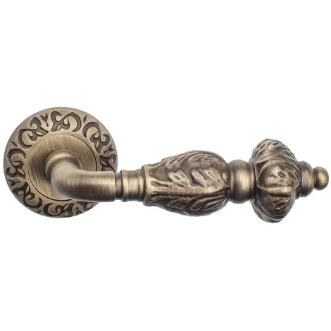 Дверная ручка на круглом основании Venezia \"LUCRECIA\" D4 матовая бронза