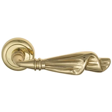 Дверная ручка на круглом основании Venezia \"OPERA\" D1 полированная латунь