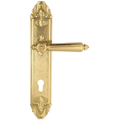 Дверная ручка Venezia \"CASTELLO\" CYL на планке PL90 полированная латунь