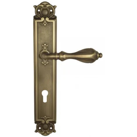 Дверная ручка Venezia \"ANAFESTO\" CYL на планке PL97 матовая бронза