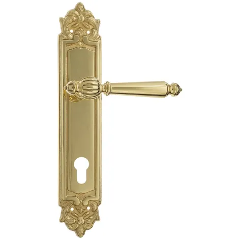 Дверная ручка Venezia \"PELLESTRINA\" CYL на планке PL96 полированная латунь