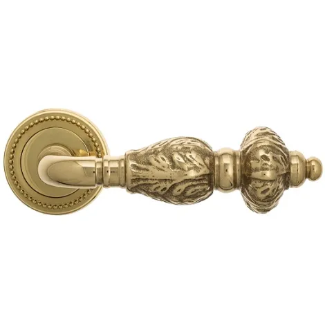 Дверная ручка на круглом основании Venezia \"LUCRECIA\" D3 полированная латунь