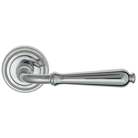 Дверная ручка на круглом основании Venezia \"CLASSIC\" D3 полированный хром