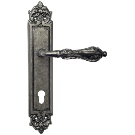Дверная ручка Venezia \"MONTE CRISTO\" CYL на планке PL96 античное серебро