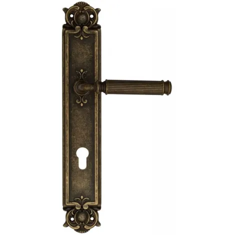 Дверная ручка Venezia \"MOSCA\" CYL на планке PL97 античная бронза