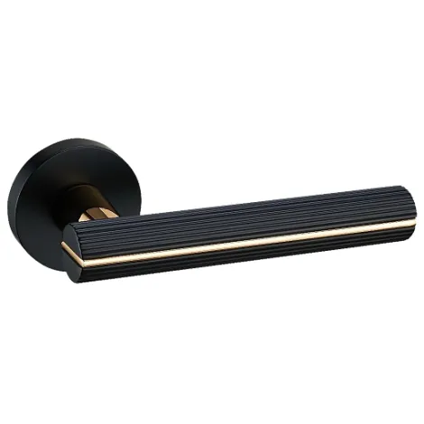 Дверная ручка на круглом основании \"Грейс\" матовый черный/золото блестящее