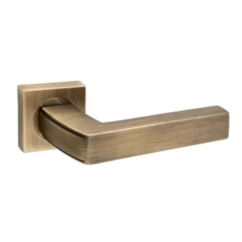 Дверная ручка на квадратной розетке Sicma Milano 111.OY.18 RQ бронза вестерн