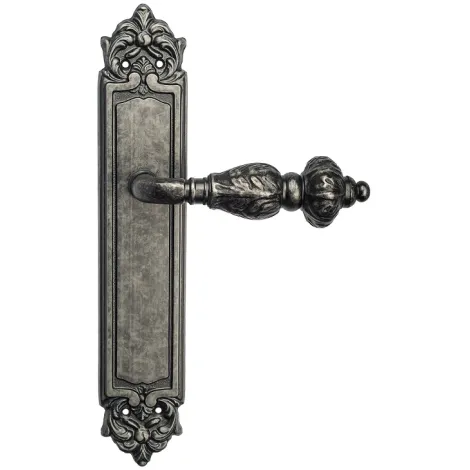 Дверная ручка Venezia \"LUCRECIA\" на планке PL96 античное серебро