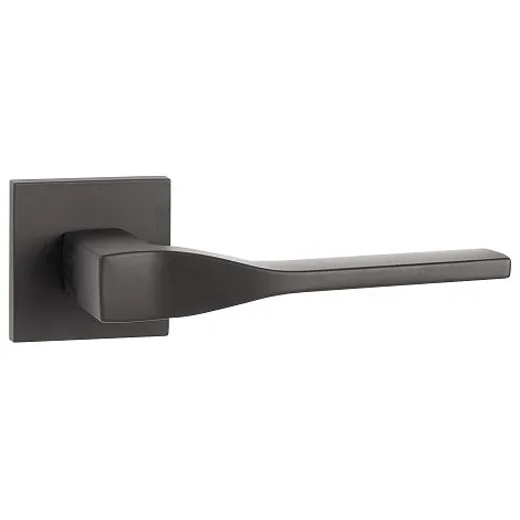 Дверная ручка на квадратном основании Ajax K.JS51.SALTO BL-24 черный