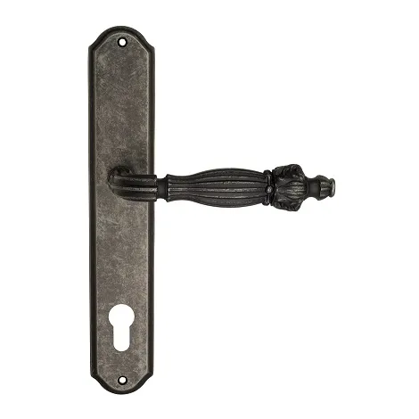 Дверная ручка Venezia \"OLIMPO\" CYL на планке PL02 античное серебро