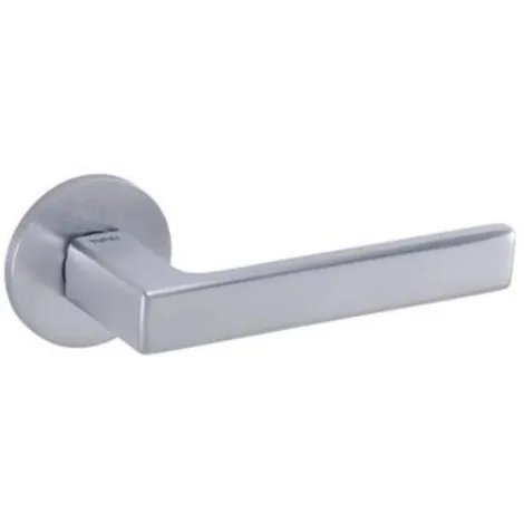 Дверная ручка Tupai на круглом основании 3095 R 5S-96 матовый хром