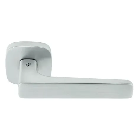 Дверная ручка на квадратном основании Colombo Spider матовый хром