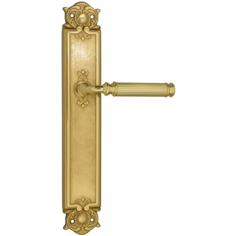 Дверная ручка Venezia \"MOSCA\" на планке PL97 полированная латунь