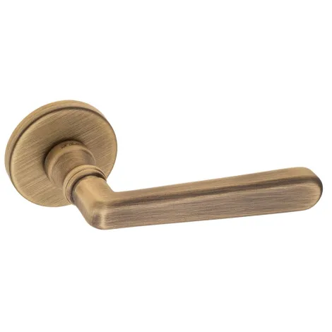 Дверная ручка на круглом основании Fratelli Cattini \"ESSA\" 7.7-BY матовая бронза