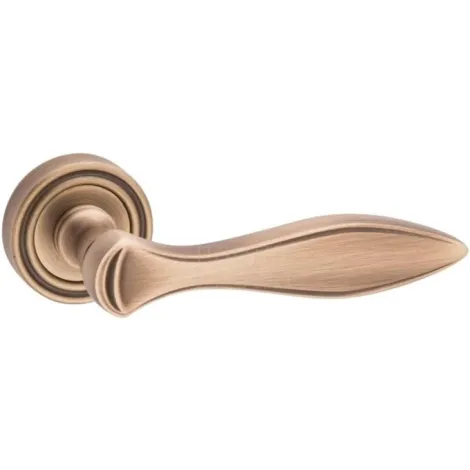 Дверная ручка на круглом основании Fimet Nicole 1377/261 F43 сатинированная бронза