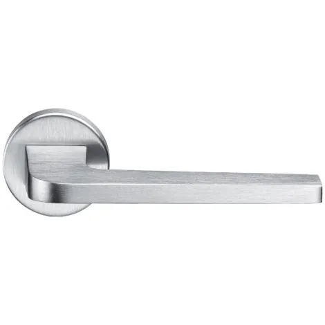 Дверная ручка на круглом основании Fratelli Cattini \"OKIN\" 7.7-CS матовый хром