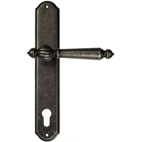 Дверная ручка Venezia \"PELLESTRINA\" CYL на планке PL02 античная бронза