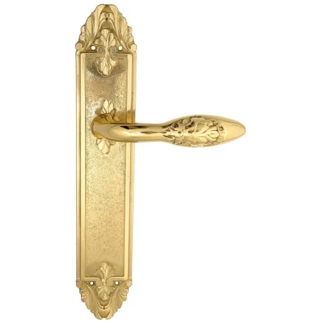 Дверная ручка Venezia \"CASANOVA\" на планке PL90 полированная латунь