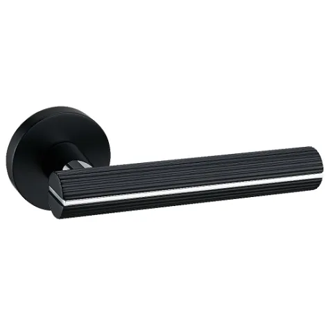 Дверная ручка на круглом основании \"Грейс\" матовый черный/хром блестящий