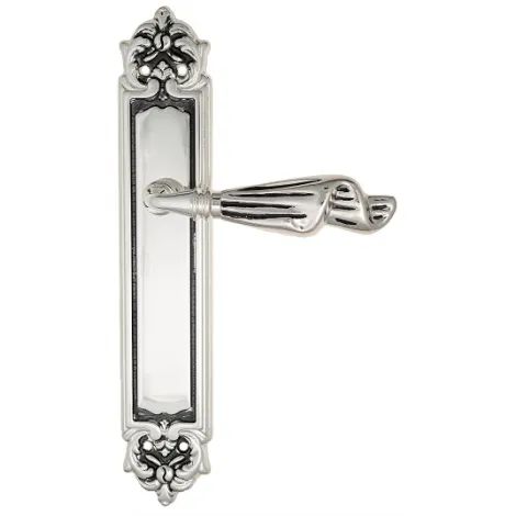 Дверная ручка Venezia \"OPERA\" на планке PL96 натуральное серебро + черный